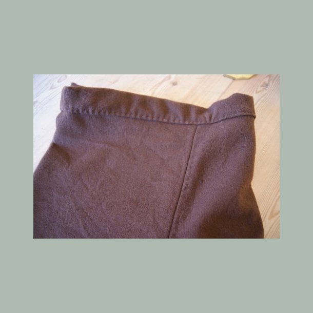 Maskinsyede Thorsbjerg bukser i brun uld